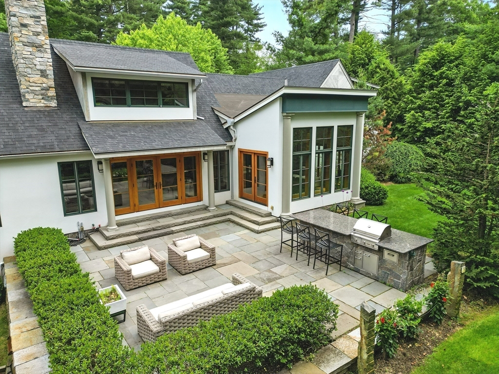 104 Ardsley Road Longmeadow, MA 01106 - Photo 34 of 42 a front view of a house with garden