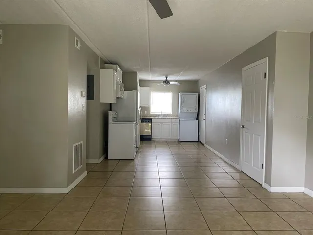 $1,600 | 525 South Conway Road, Unit 109, Orlando, FL 32807