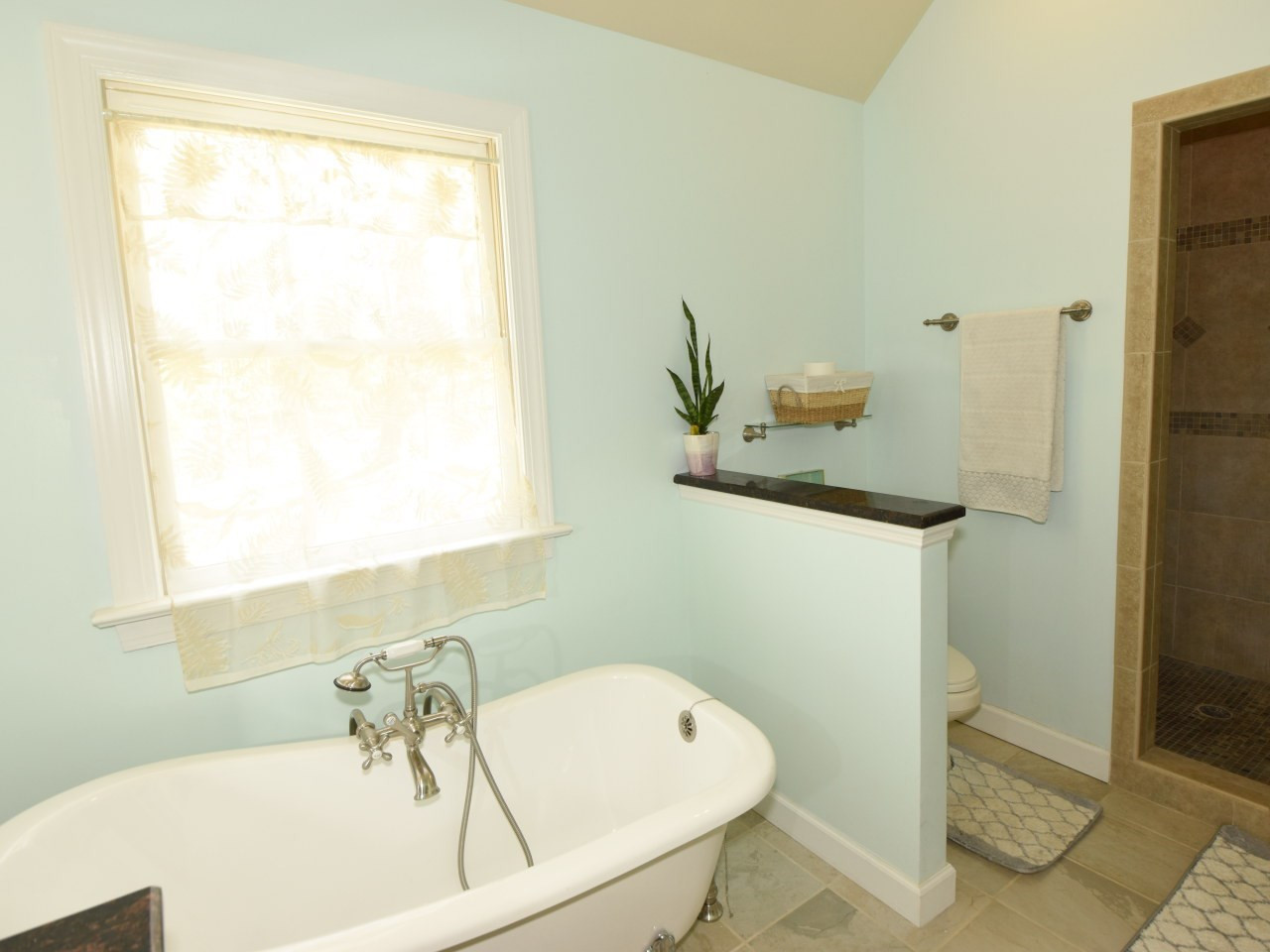 4000 Yates Mill Pond Road Raleigh, NC 27606 - Photo 14 of 25 Master Bathroom
