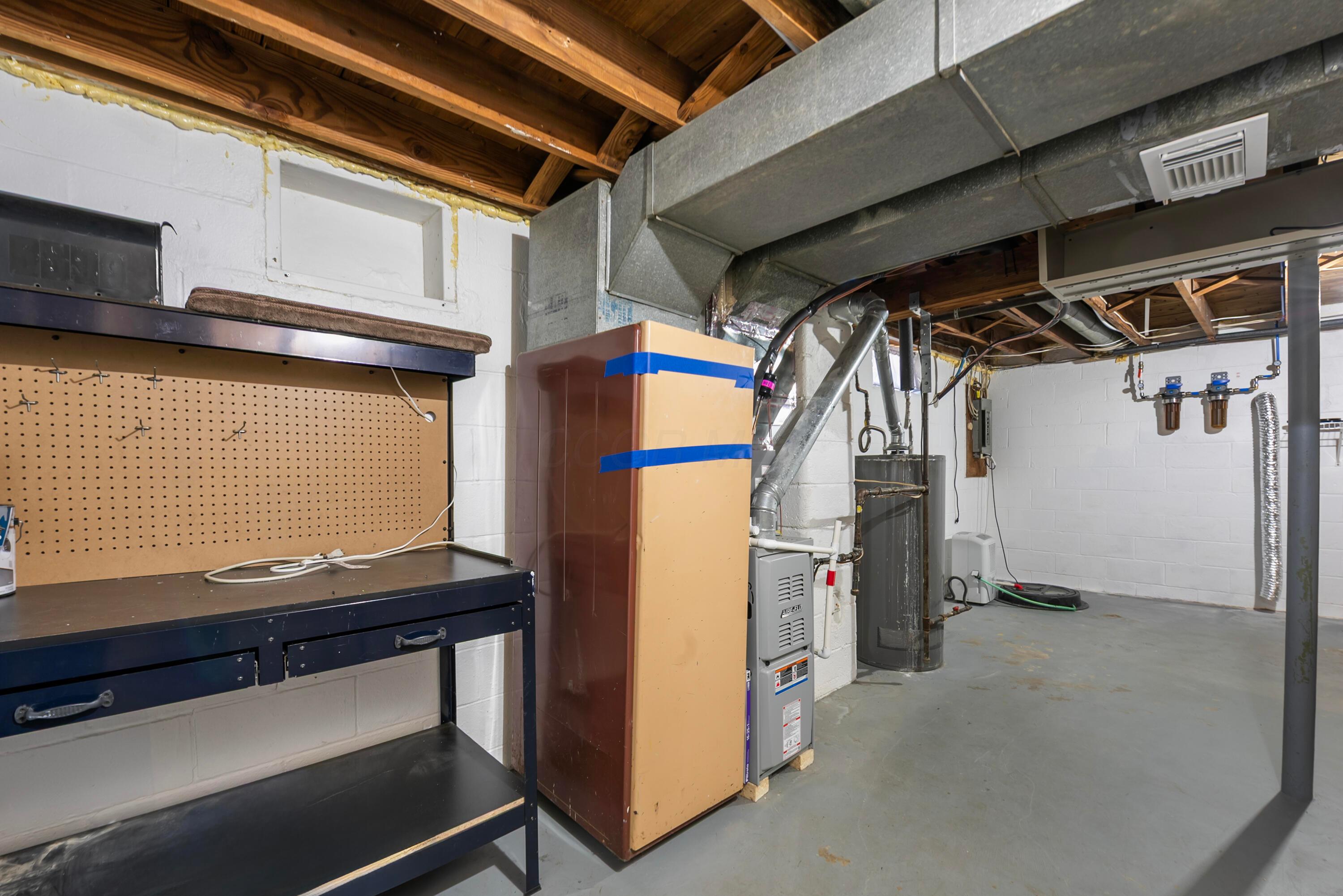 2291 East Howard Road Obetz, OH 43207 - Photo 24 of 43 Basement