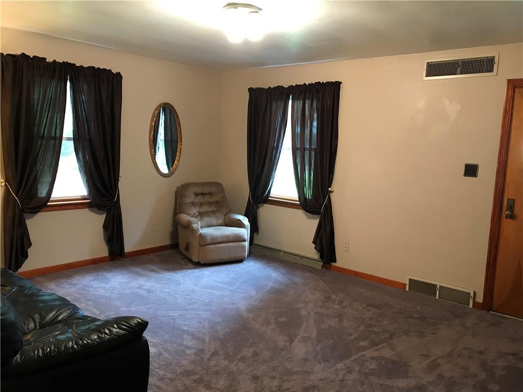1011 Bonniebrook Road Butler, PA 16002 - Photo 7 of 11