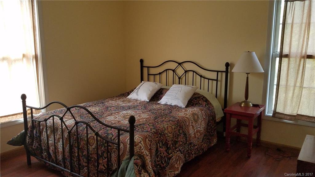 102 Brooklyn Road Asheville, NC 28803 - Photo 14 of 18 Gallery Image 14