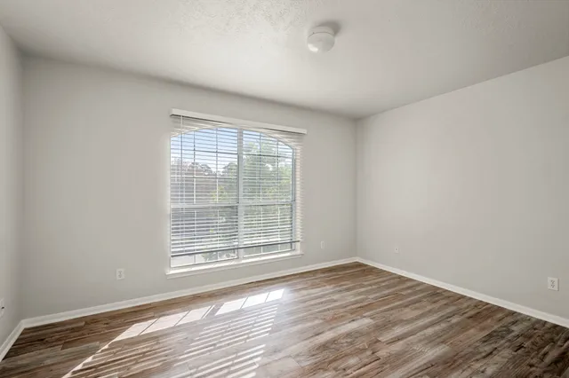 $2,150 | 29115 Foxingham Circle, Spring, TX 77386