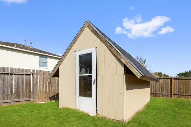 $2,150 | 29115 Foxingham Circle, Spring, TX 77386