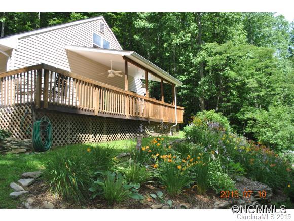 317 Left Fork Run Road Bakersville, NC 28705 - Photo 4 of 18 Gallery Image 4