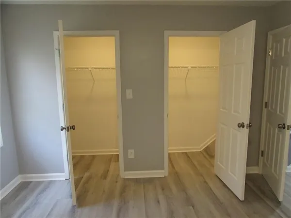a view of walk in closet