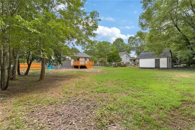 a view of backyard of house