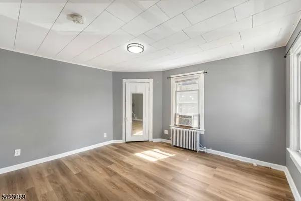 $449,000 | 175 Duer Street, North Plainfield, NJ 07060