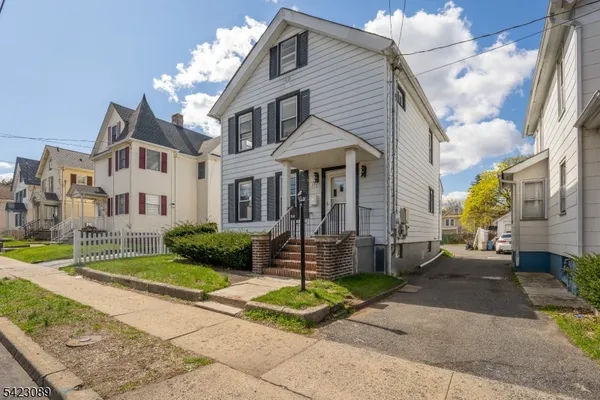 $449,000 | 175 Duer Street, North Plainfield, NJ 07060