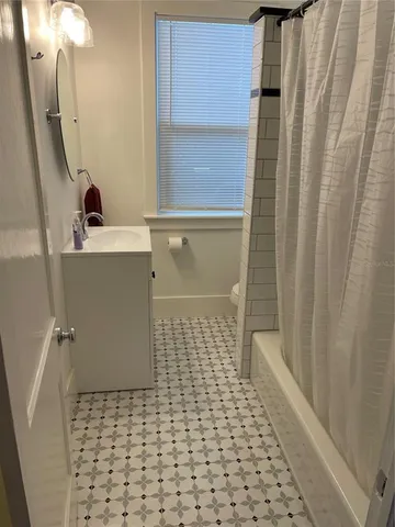 $1,995 | 434 Ave C Northeast, Winter Haven, FL 33881