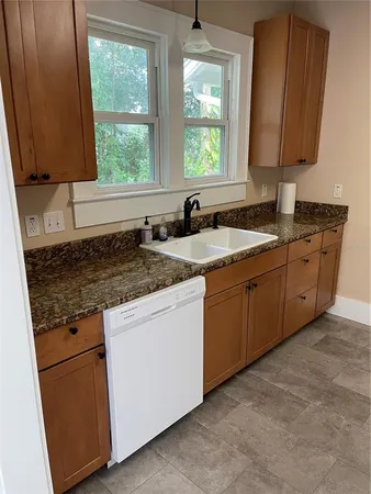 $1,995 | 434 Ave C Northeast, Winter Haven, FL 33881