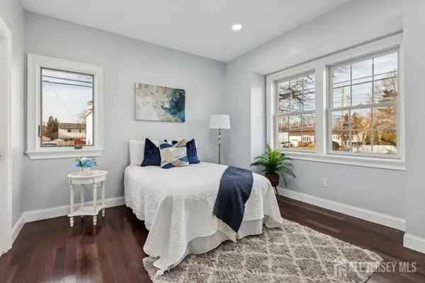 $1,150,000 | 239 Suttons Lane, Edison, NJ 08817