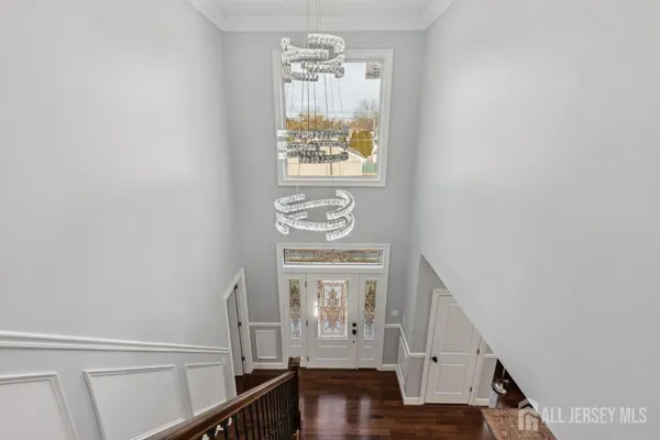 $1,150,000 | 239 Suttons Lane, Edison, NJ 08817