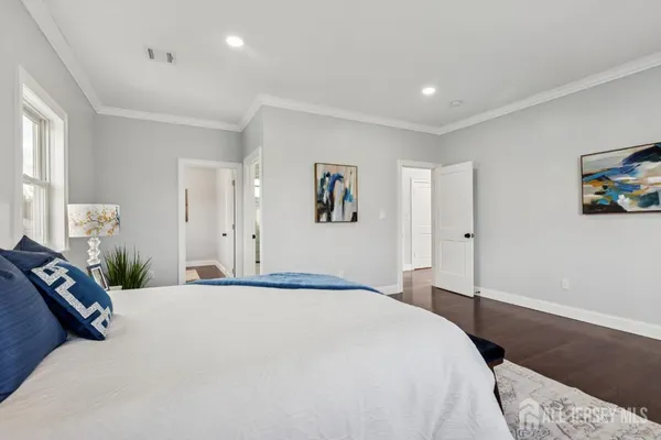 $1,150,000 | 239 Suttons Lane, Edison, NJ 08817