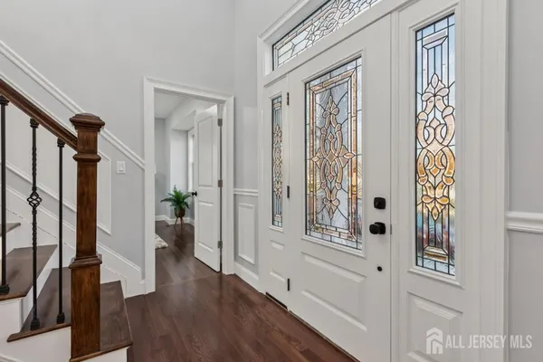 $1,150,000 | 239 Suttons Lane, Edison, NJ 08817