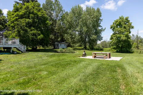 $899,000 | 628 Lattintown Road, Marlboro, NY 12542