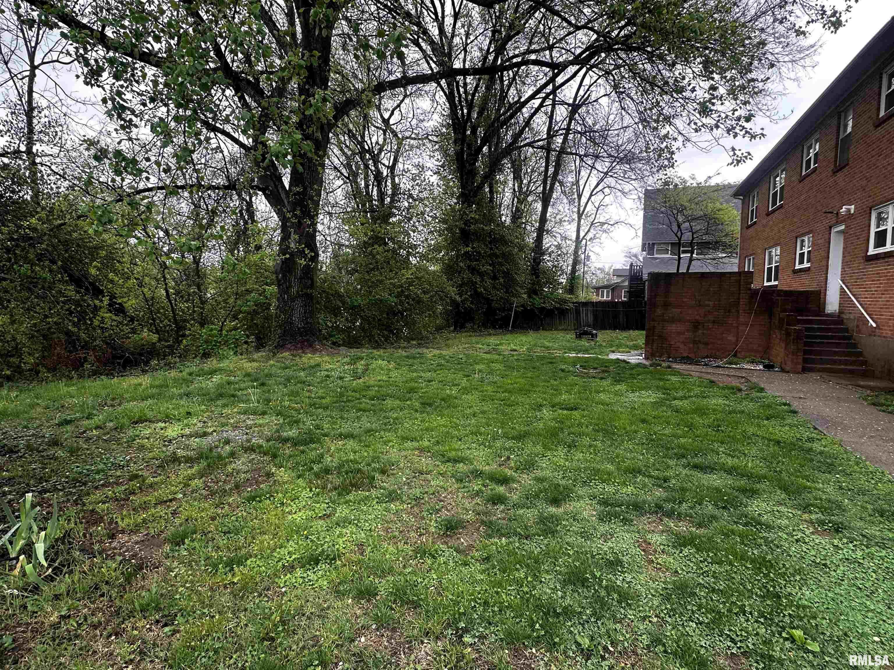 205 East High Street Anna, IL 62906 - Photo 4 of 18