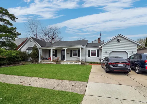 $244,850 | 22449 Marine Avenue, Eastpointe, MI 48021