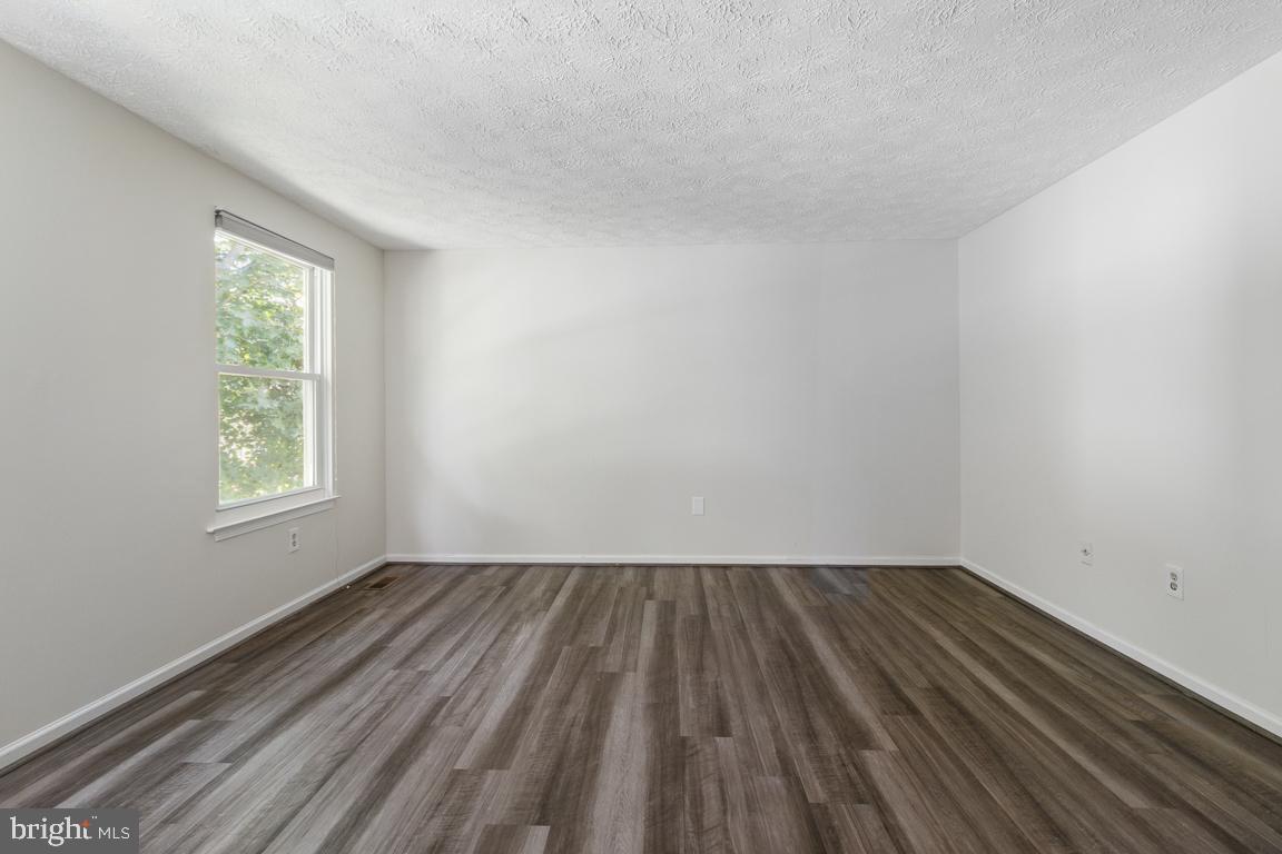 8032 Red Jacket Way Jessup, MD 20794 - Photo 25 of 40