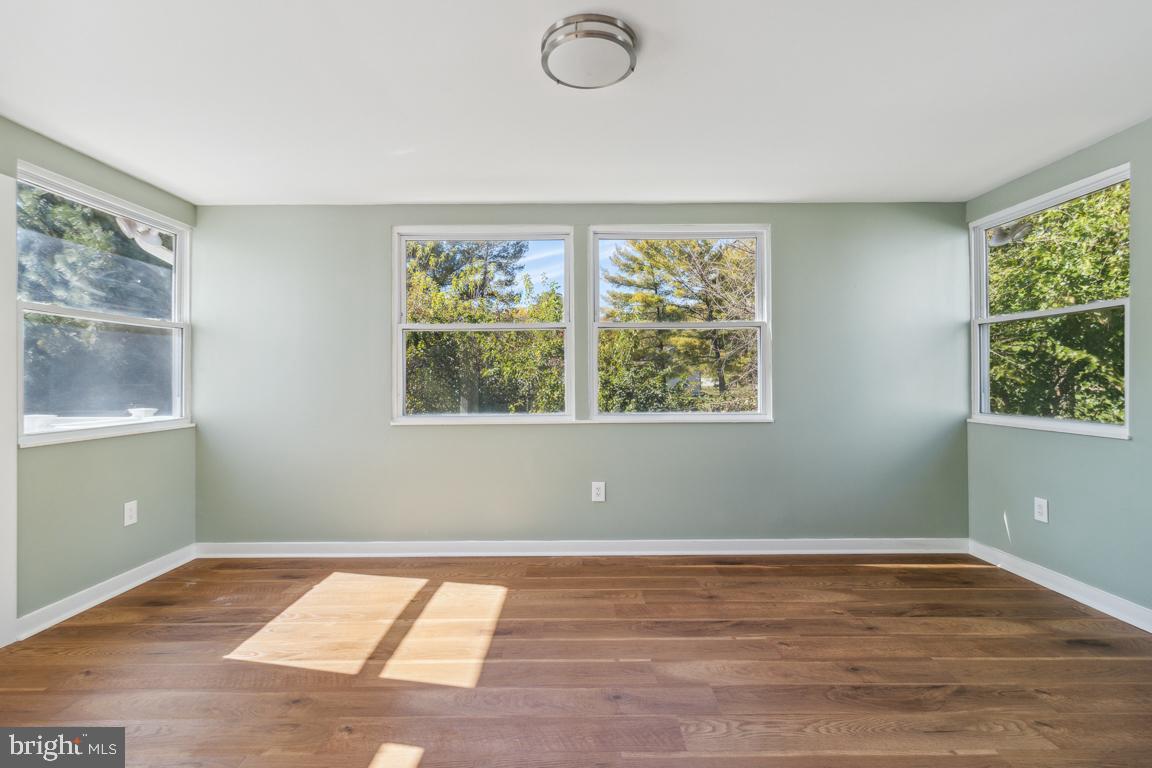 8032 Red Jacket Way Jessup, MD 20794 - Photo 33 of 40