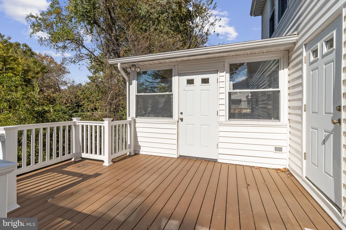 8032 Red Jacket Way Jessup, MD 20794 - Photo 37 of 40