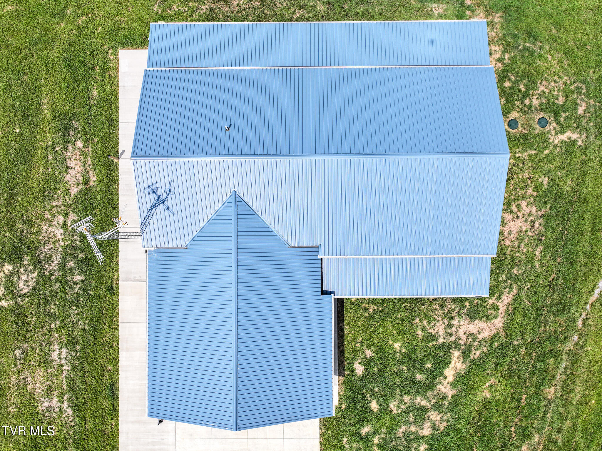 1433 Billy Bible Road Greeneville, TN 37745 - Photo 13 of 59 DJI_20250819083100_0726_D