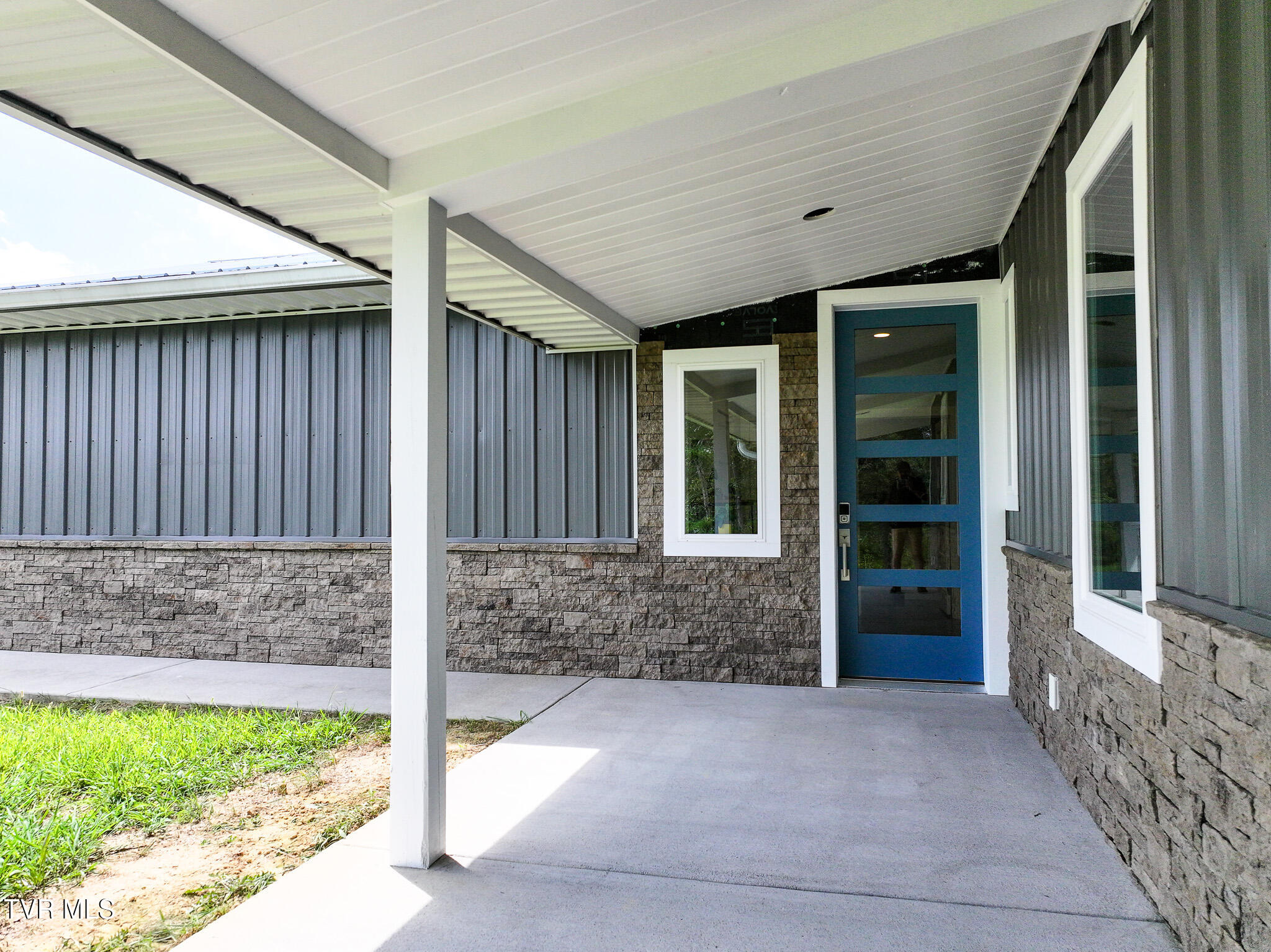 1433 Billy Bible Road Greeneville, TN 37745 - Photo 18 of 59 DJI_20250819083639_0740_D