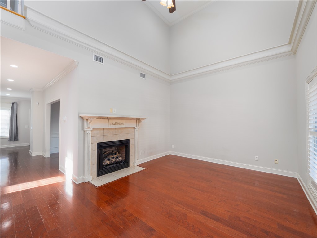 131 Gallery Way Brunswick, GA 31525 - Photo 4 of 31 Gas Log Fireplace