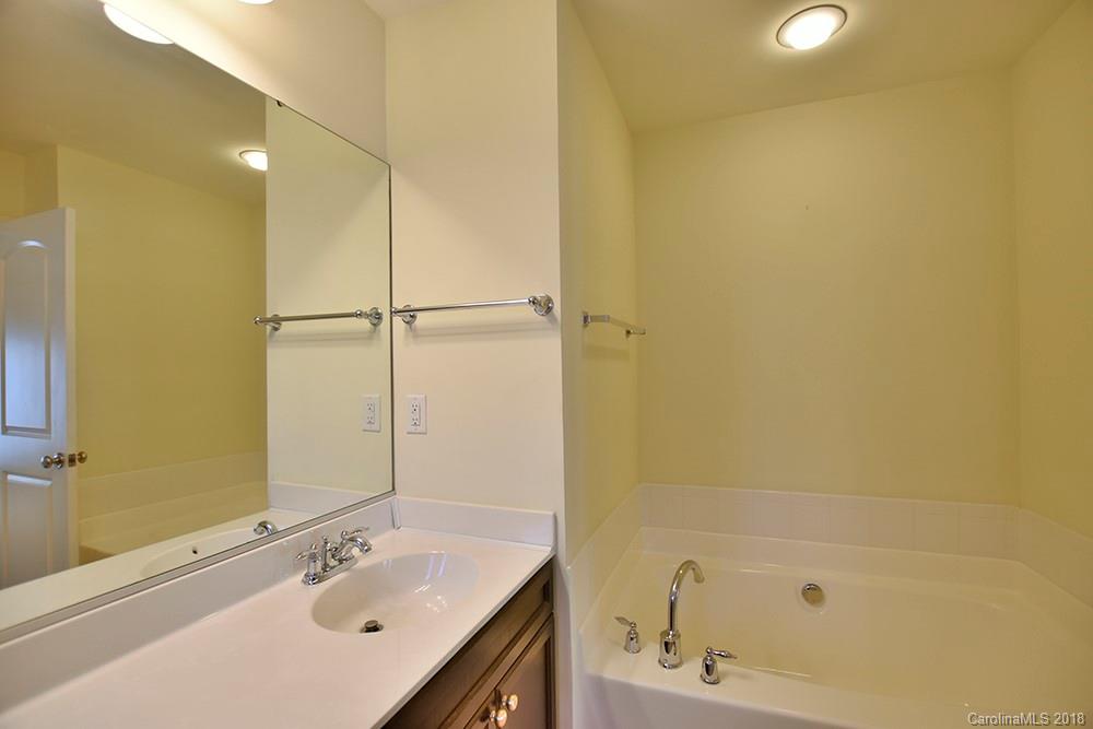 2912 White Willow Road Charlotte, NC 28273 - Photo 7 of 12