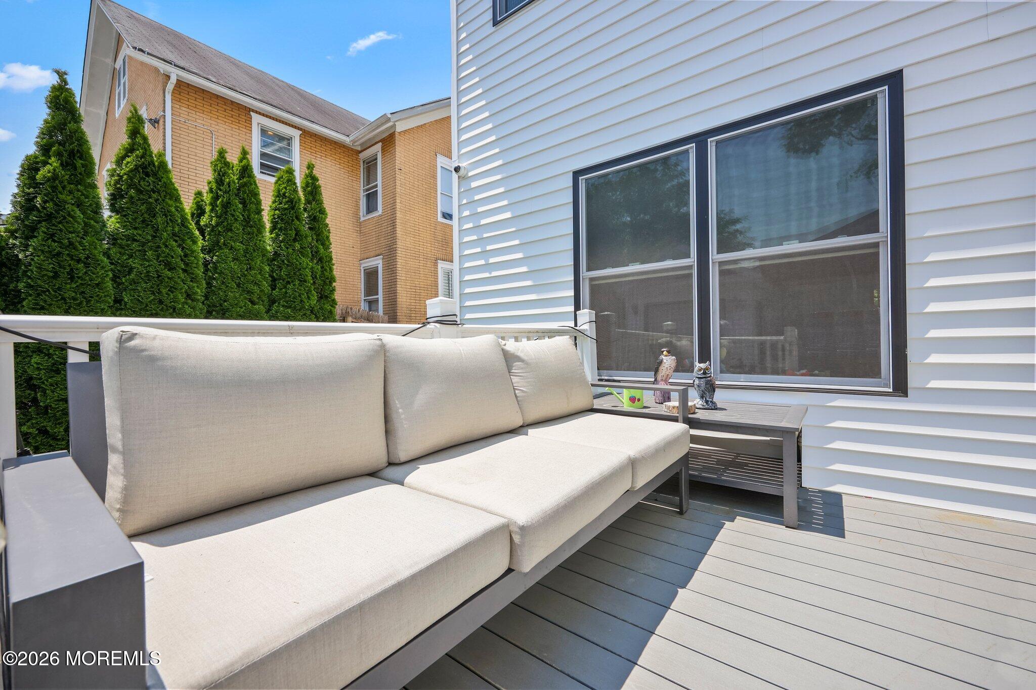 28 Rector Place Red Bank, NJ 07701 - Photo 11 of 58 30-web-or-mls-LPM_1090