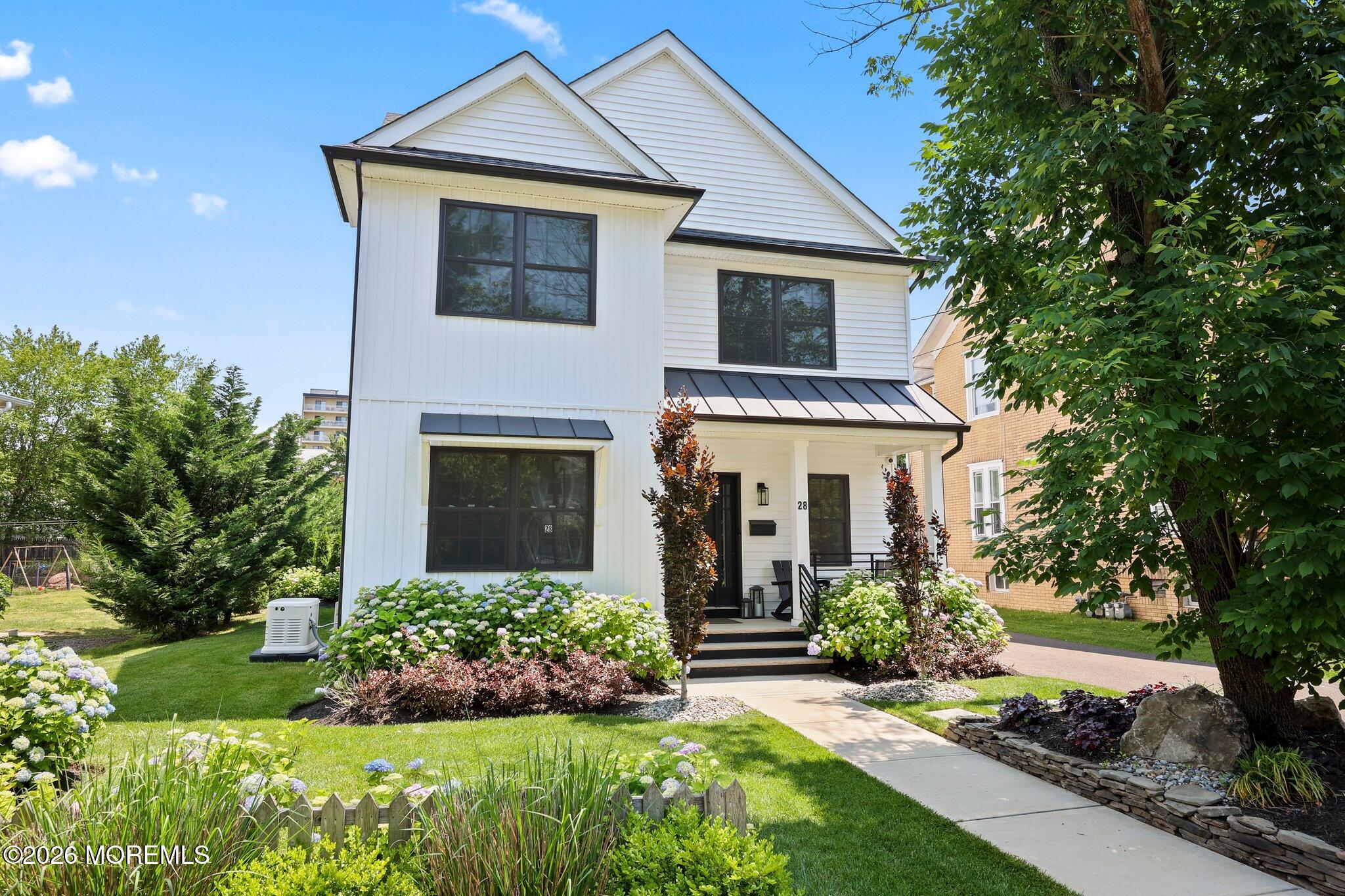 28 Rector Place Red Bank, NJ 07701 - Photo 3 of 58 3-web-or-mls-LPM_1060