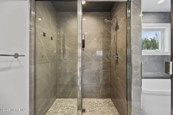 $7,000 | 28 Rector Place, Red Bank, NJ 07701