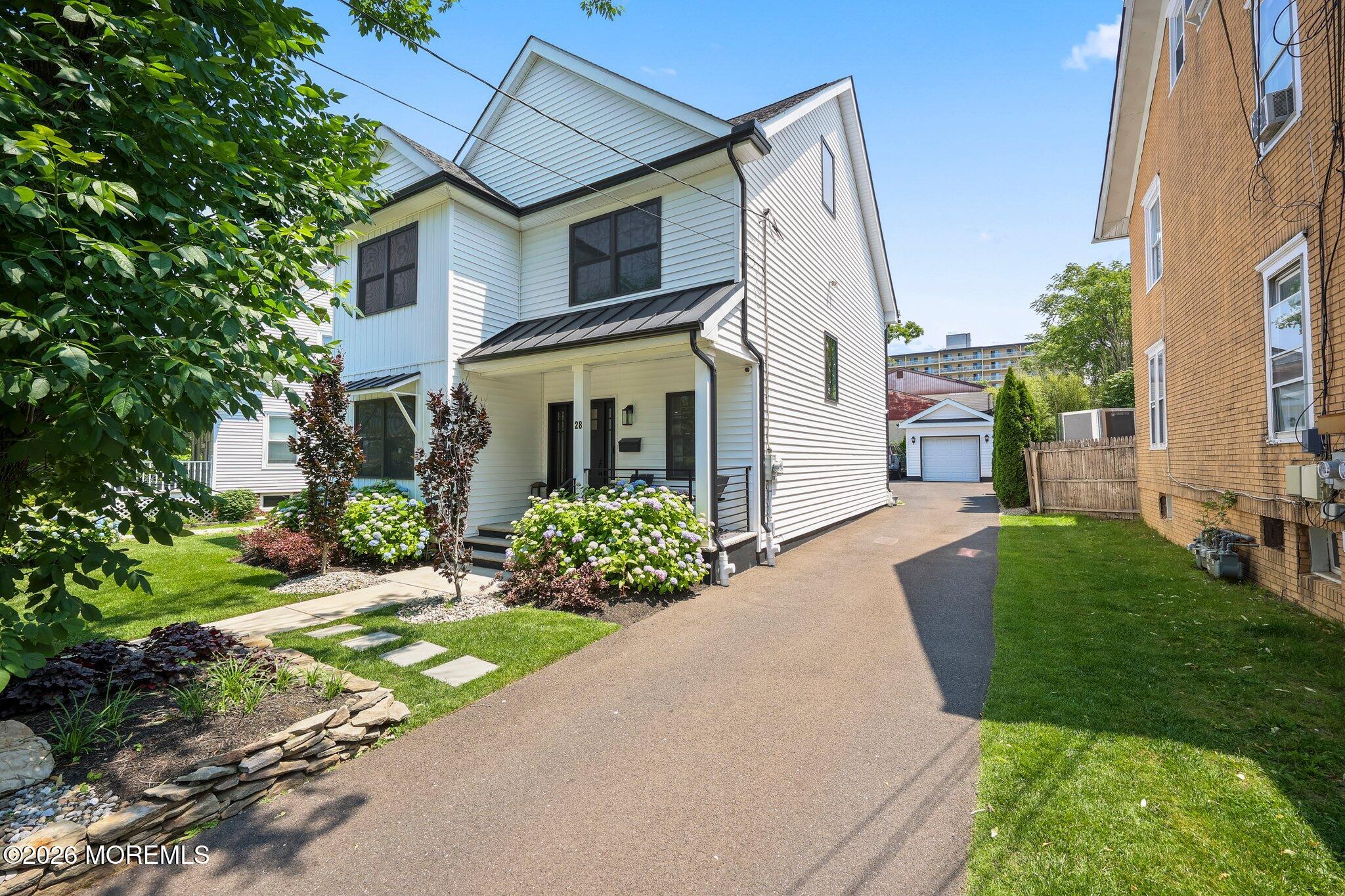 28 Rector Place Red Bank, NJ 07701 - Photo 4 of 58 4-web-or-mls-LPM_1040