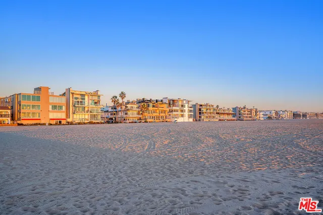 $12,650 | 1 Driftwood Street, Unit 3, Marina del Rey, CA 90292