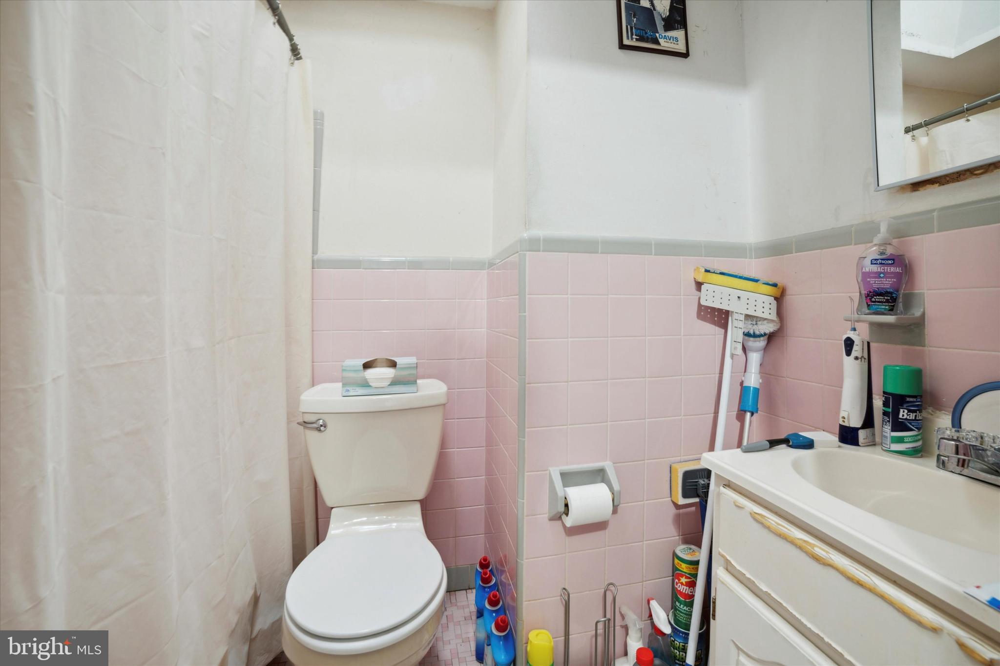 1351 Elson Road Brookhaven, PA 19015 - Photo 10 of 15 Gallery Image 10