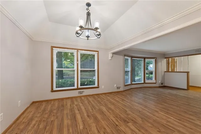 $269,000 | 3601 South Delaware Avenue, Independence, MO 64055