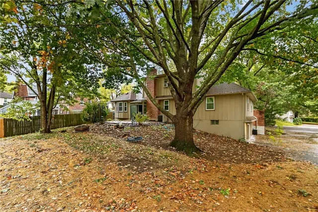 $269,000 | 3601 South Delaware Avenue, Independence, MO 64055