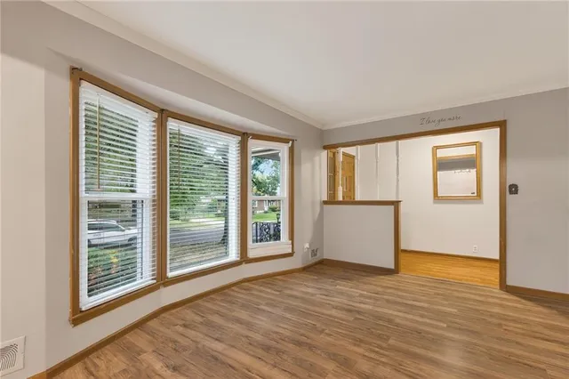 $269,000 | 3601 South Delaware Avenue, Independence, MO 64055