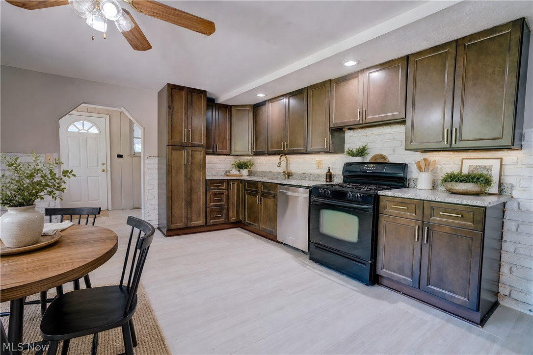 4942 Lear Nagle Road North Ridgeville, OH 44039 - Photo 15 of 37 Virtually Staged