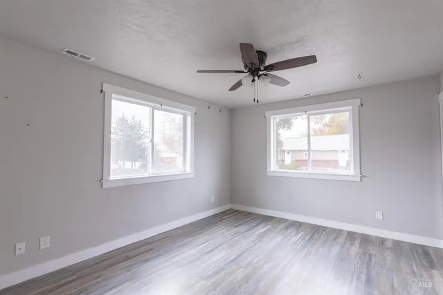 $330,000 | 349 West Idaho Street, Weiser, ID 83672