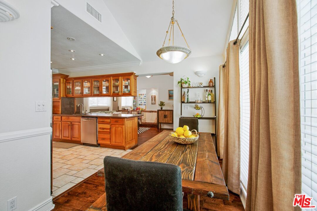 12651 Dunas Road Santa Ana, CA 92705 - Photo 11 of 34 Gallery Image 11