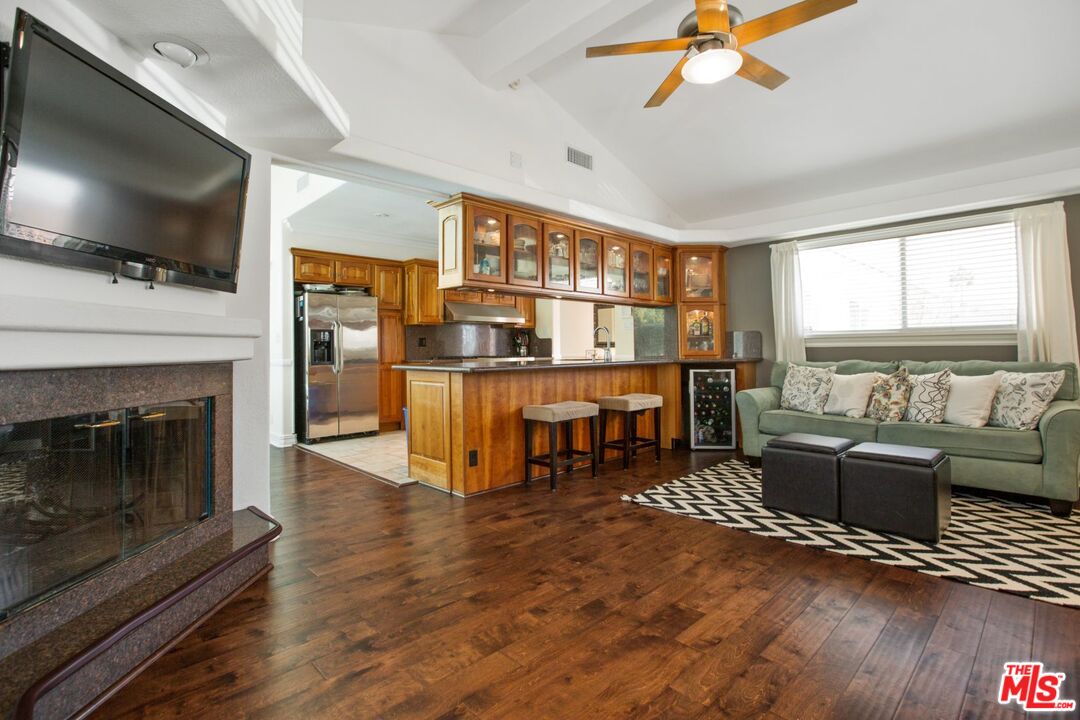 12651 Dunas Road Santa Ana, CA 92705 - Photo 12 of 34 Gallery Image 12