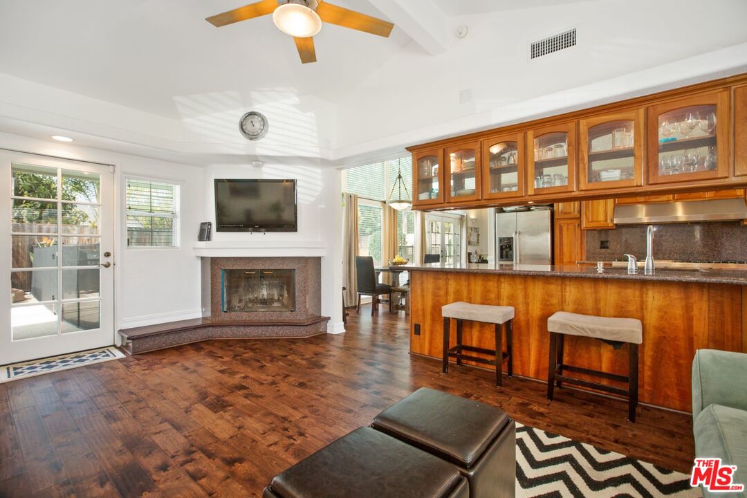 12651 Dunas Road Santa Ana, CA 92705 - Photo 13 of 34 Gallery Image 13