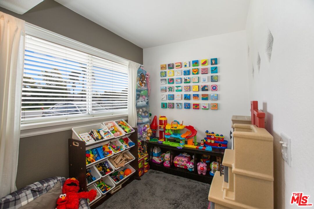 12651 Dunas Road Santa Ana, CA 92705 - Photo 15 of 34 Gallery Image 15