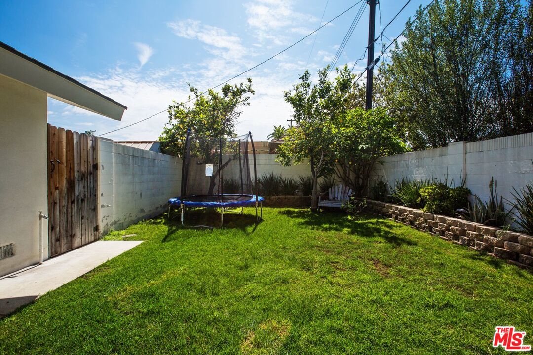 12651 Dunas Road Santa Ana, CA 92705 - Photo 33 of 34 Gallery Image 33