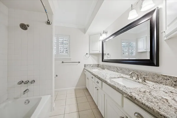 $575,000 | 727 Langwood Drive, Houston, TX 77079