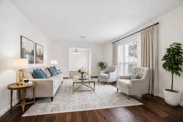 $575,000 | 727 Langwood Drive, Houston, TX 77079