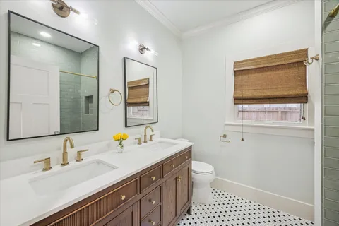 $500,000 | 1124 Dunbar Street, Houston, TX 77009