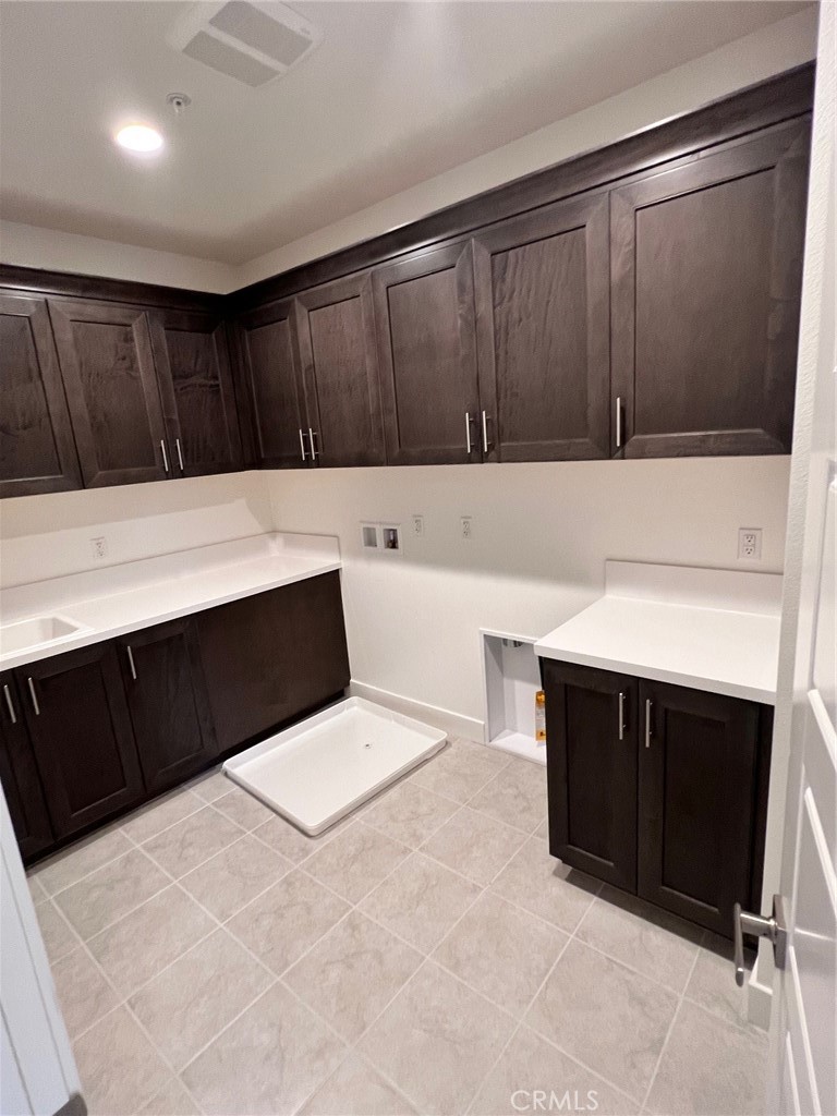 114 Draw Irvine, CA 92618 - Photo 21 of 48 a view of kitchen with furniture