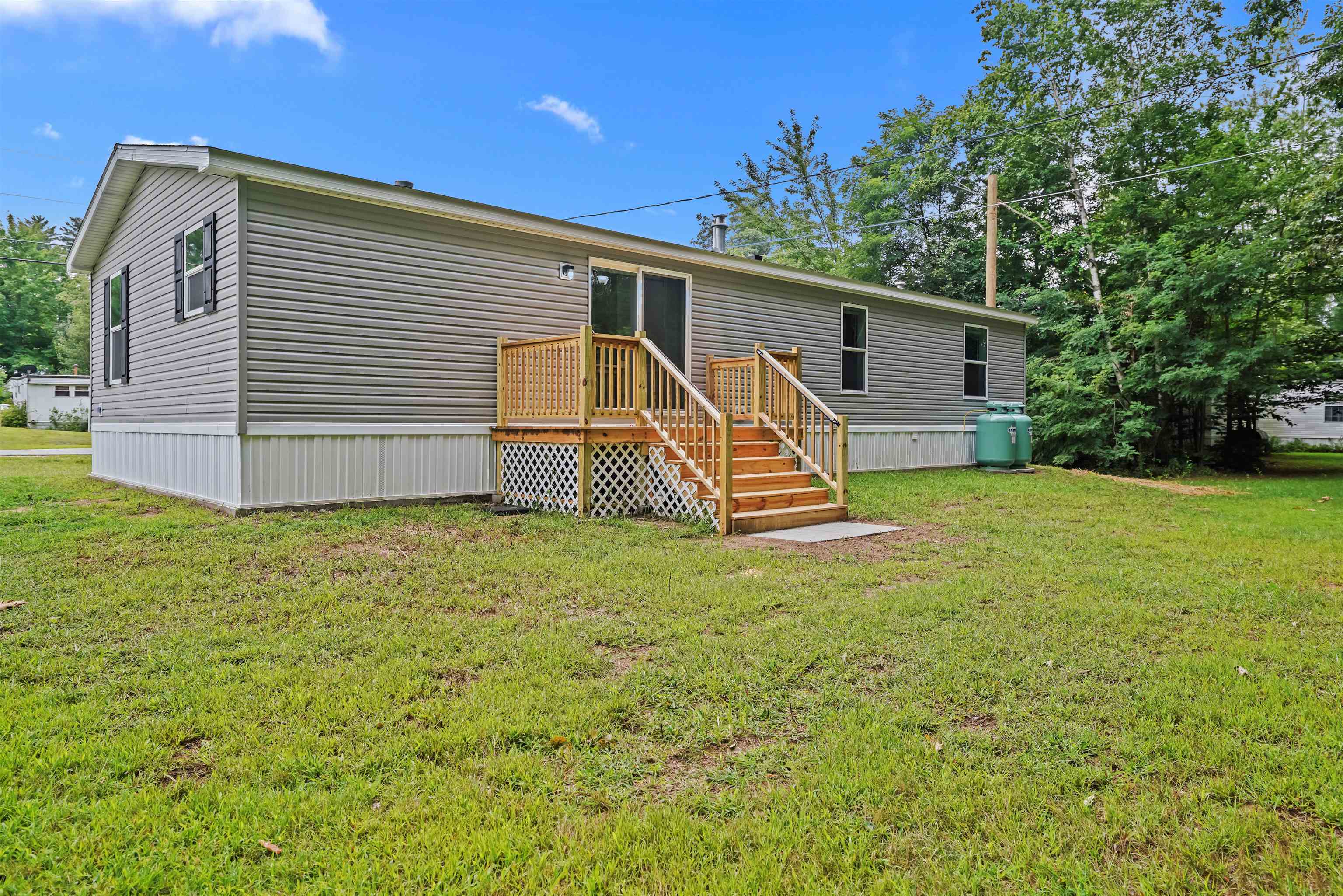 20 Beech Hill Road, Unit 29 Exeter, NH 03833 - Photo 4 of 28 Gallery Image 4